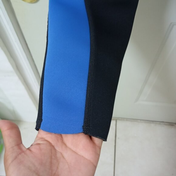 WETSUIT SIZE 10 HEVTO® VIGOR 1  NEOPRENE - COMPOSITION: NEOPRENE 90% NYLON 10% - Picture 6 of 7